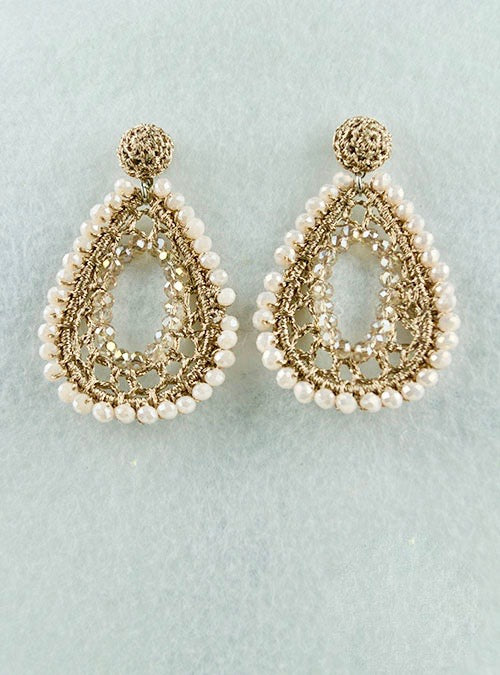 Beige and gold pearl knitted tear drop earrings
